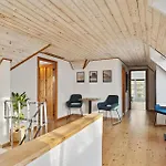 3 Bedroom Cozy In Logstrup *