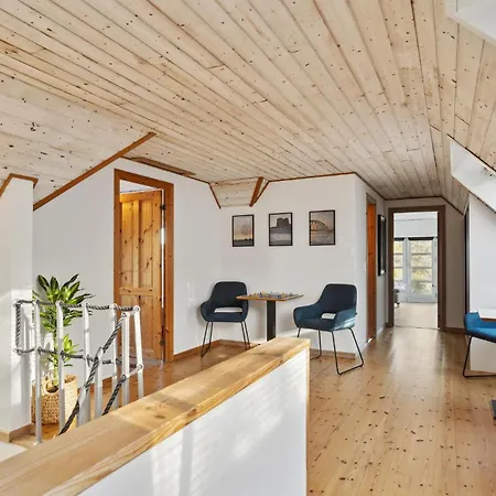 3 Bedroom Cozy In Logstrup *