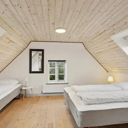 3 Bedroom Cozy In Logstrup Knud (Logstrup)