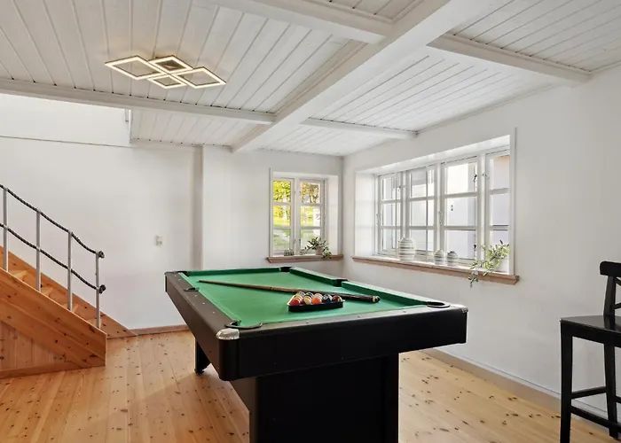 3 Bedroom Cozy In Logstrup Casa vacanze *