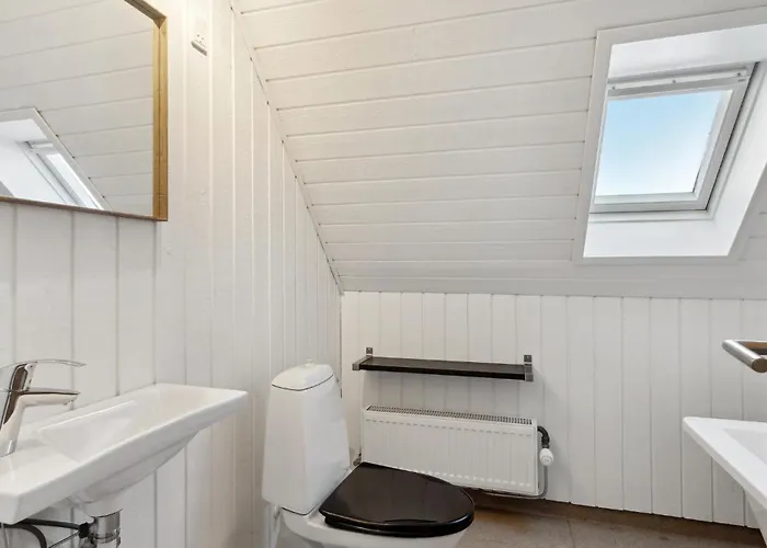 3 Bedroom Cozy In Logstrup *