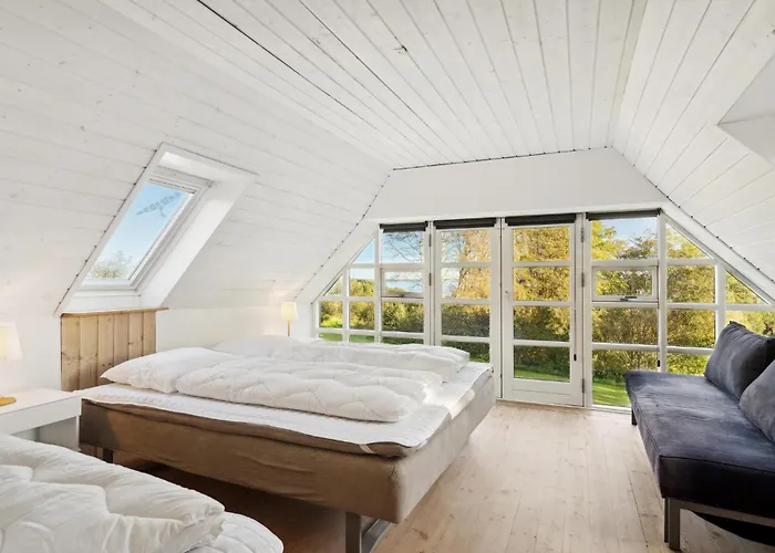 3 Bedroom Cozy In Logstrup Knud (Logstrup)